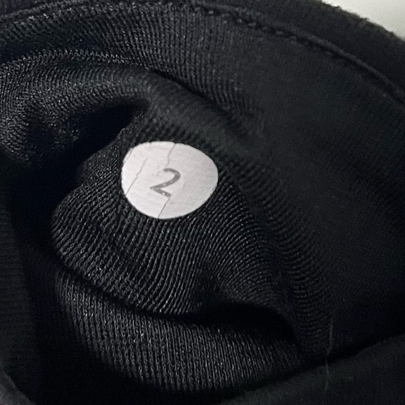 Lululemon Women’s Black High-Rise Leggings with Ruffle Detail - Size 2 - Picture 10 of 11